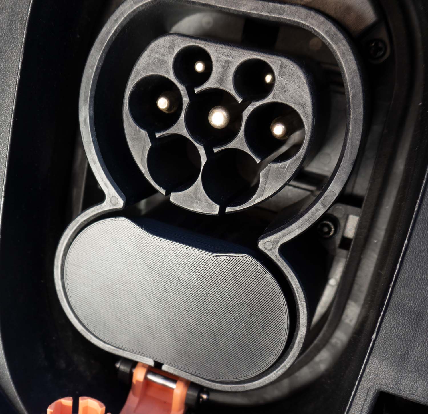 Shop4EV Schutzkappe DC-Anschluss Tesla Model S / 3 / X/Y * – elastische  Abdeckung aus robustem Gummi, zum Schutz vor Nässe, Schmutz und Korrosion,  passgenaues Zubehör fürs Auto : : Auto & Motorrad